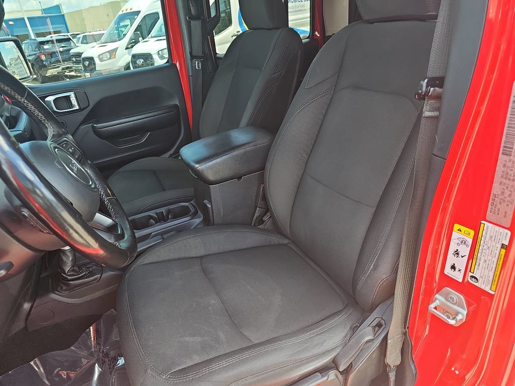 Used 2020 Jeep Gladiator Sport w/ Quick Order Package 24S AWD/4WD image 14
