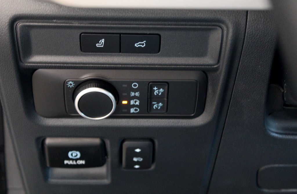 Certified 2022 Ford Expedition XLT RWD image 26