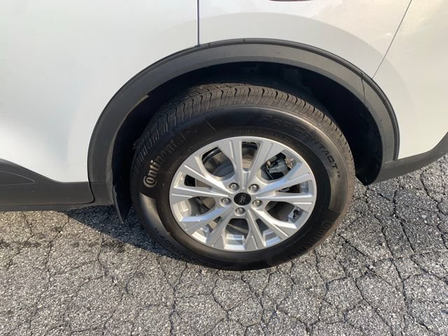 Certified 2025 Ford Escape Active AWD/4WD image 37