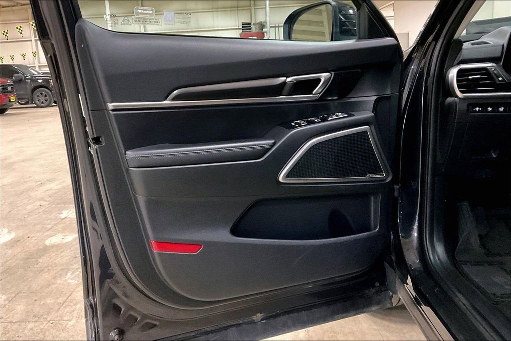 Used 2025 Kia Telluride S image 22