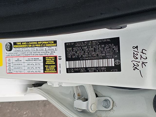 Used 2025 Toyota Camry LE FWD image 36
