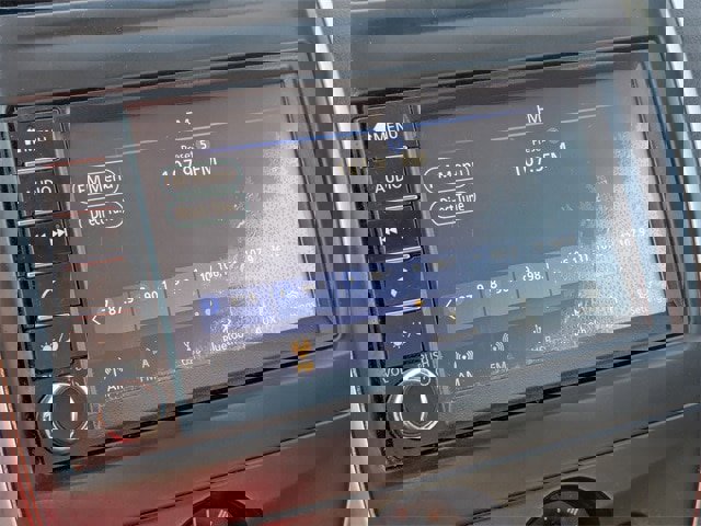 Used 2019 Nissan Versa SV image 17