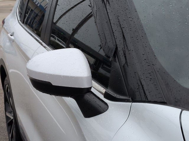 Used 2022 Mitsubishi Outlander ES FWD image 12