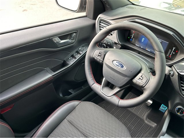 Certified 2024 Ford Escape ST-Line w/ Cold Weather Package image 15