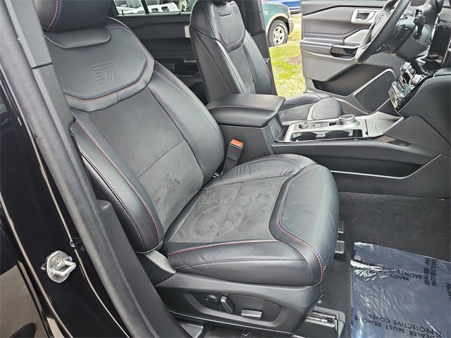 Certified 2023 Ford Explorer ST w/ Equipment Group 401A image 10