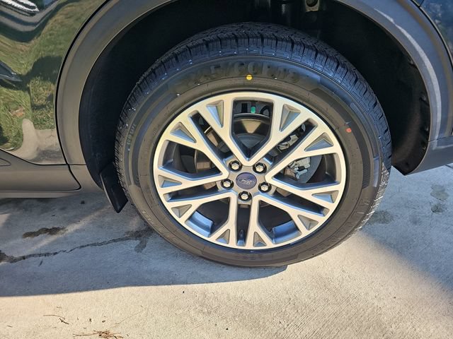 Certified 2022 Ford Escape SEL FWD image 31