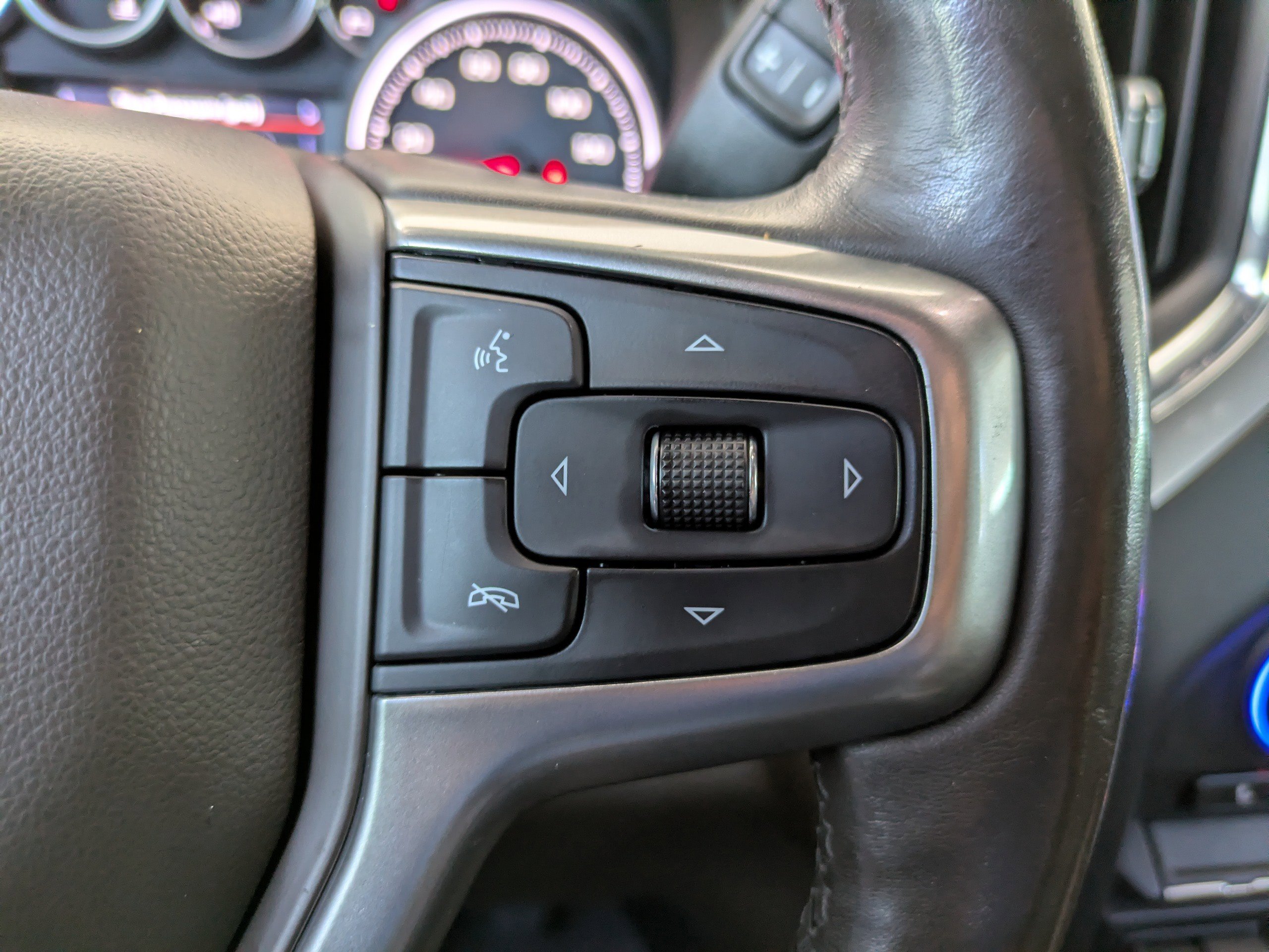 Used 2019 Chevrolet Silverado 1500 LT w/ All-Star Edition AWD/4WD image 21