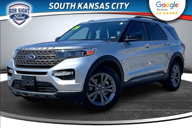 Certified 2024 Ford Explorer XLT w/ Equipment Group 202A AWD/4WD image 1