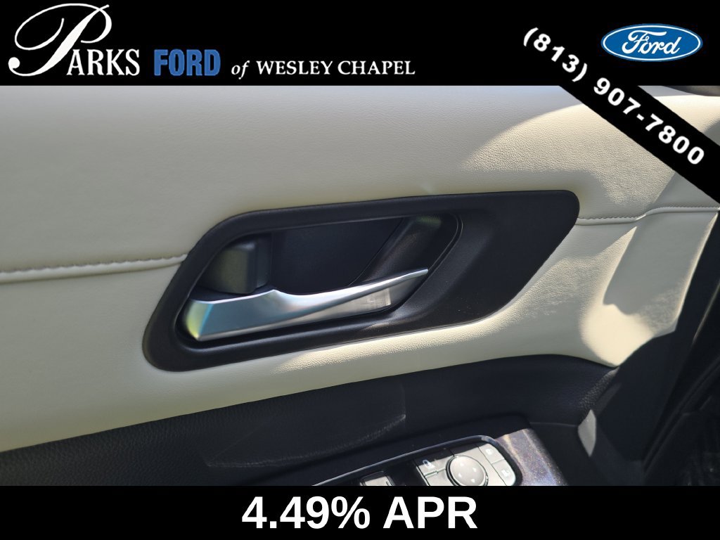Used 2022 Nissan Pathfinder SV FWD image 17