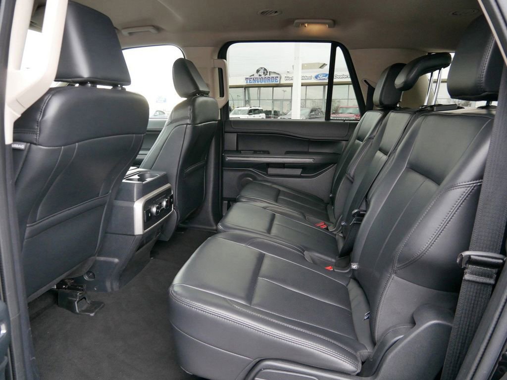Certified 2024 Ford Expedition Max XLT image 11