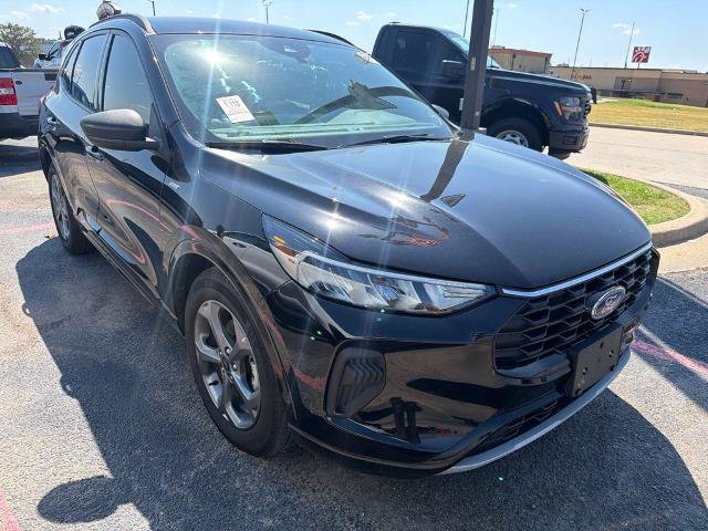 Certified 2024 Ford Escape ST-Line w/ Tech Pack #1 FWD image 3
