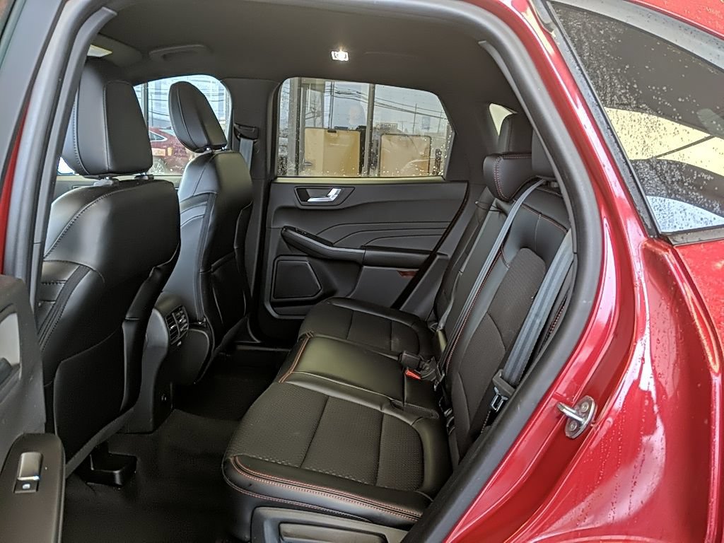 Certified 2023 Ford Escape ST-Line w/ Tech Pack #1 FWD image 13