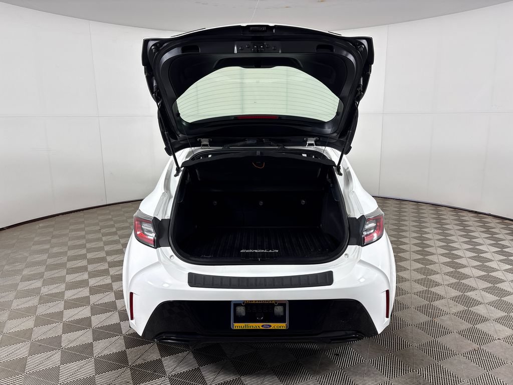 Used 2020 Toyota Corolla SE FWD image 25