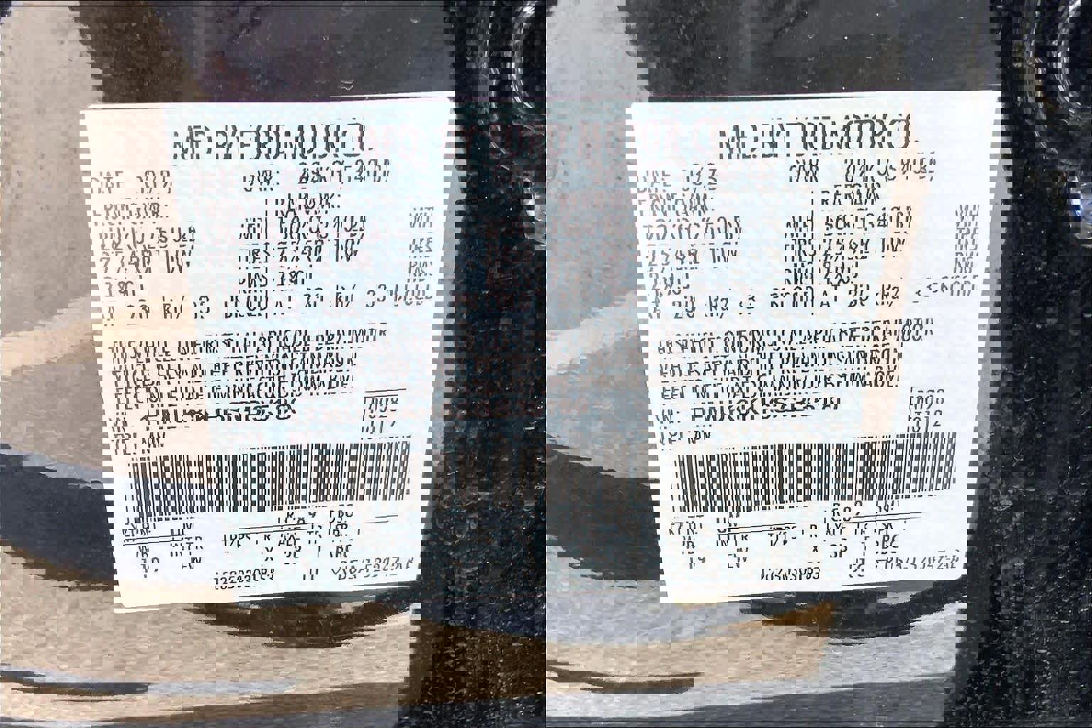 Certified 2025 Ford Explorer ST-Line w/ Premium Package image 33