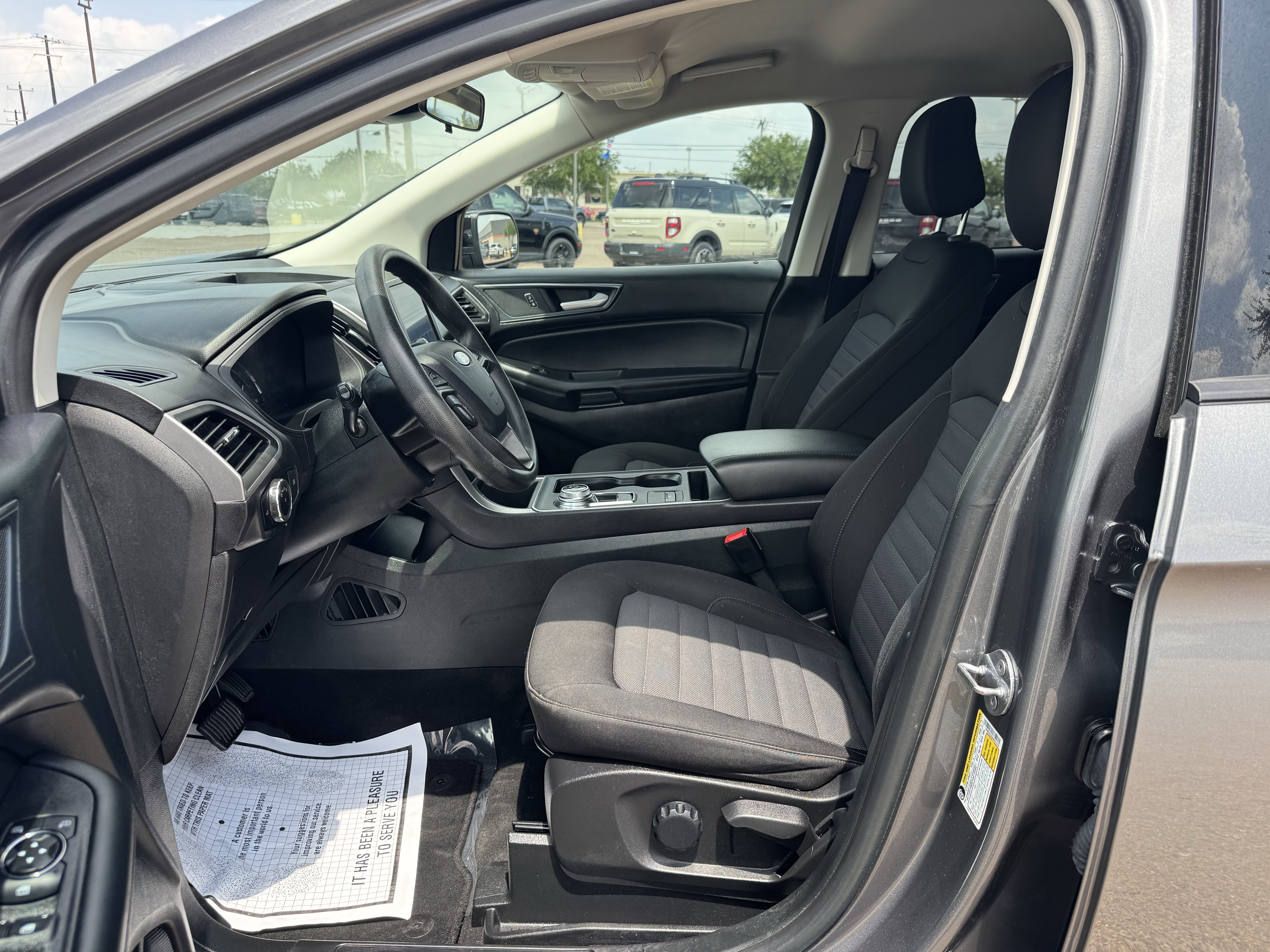 Certified 2024 Ford Edge SE w/ Black Appearance Package AWD/4WD image 23