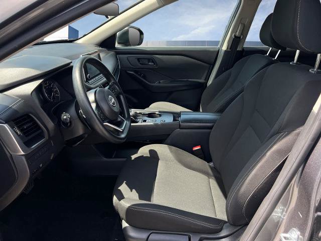 Used 2024 Nissan Rogue S FWD image 10