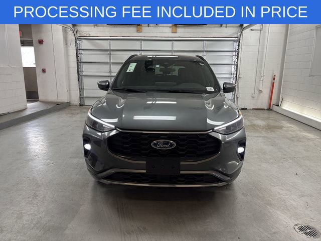 Certified 2023 Ford Escape ST-Line Select w/ Tech Pack #2 AWD/4WD image 3