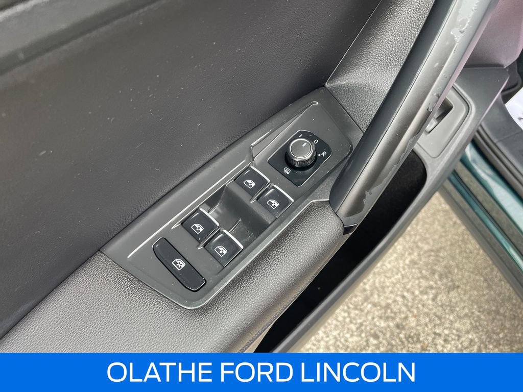 Used 2019 Volkswagen Tiguan SEL image 12