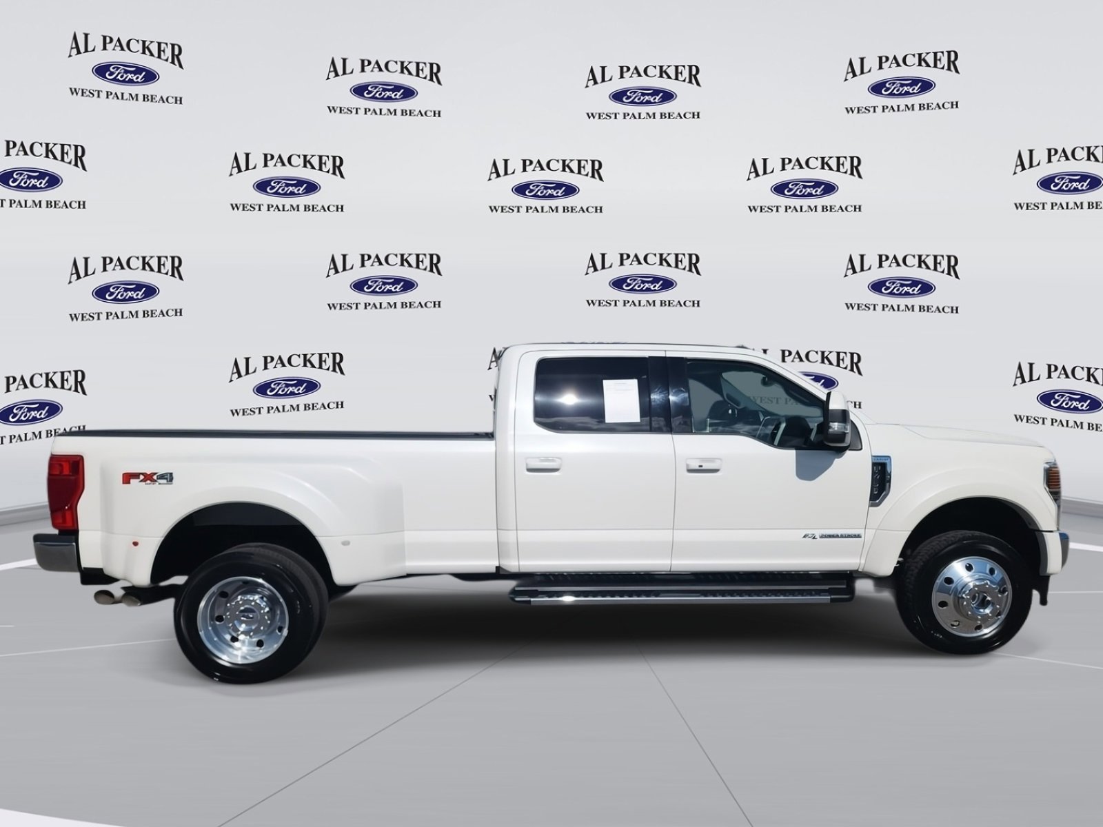 Certified 2020 Ford F450 Lariat w/ Lariat Ultimate Package image 6