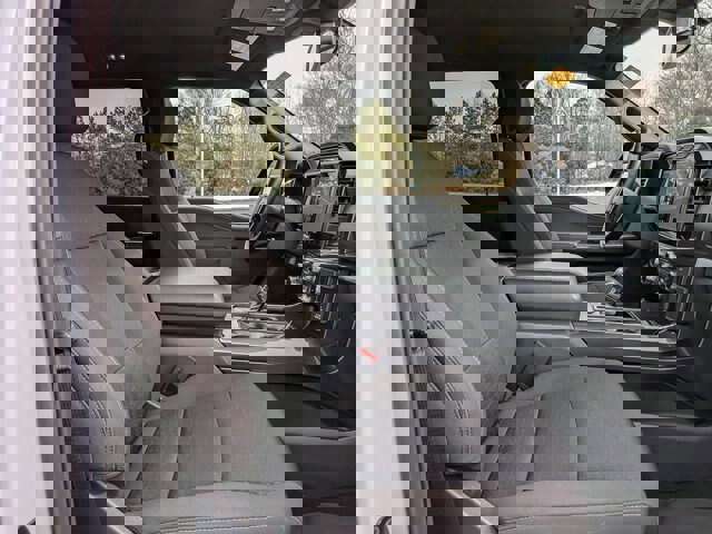 Certified 2022 Ford F150 XLT w/ Equipment Group 302A High image 35