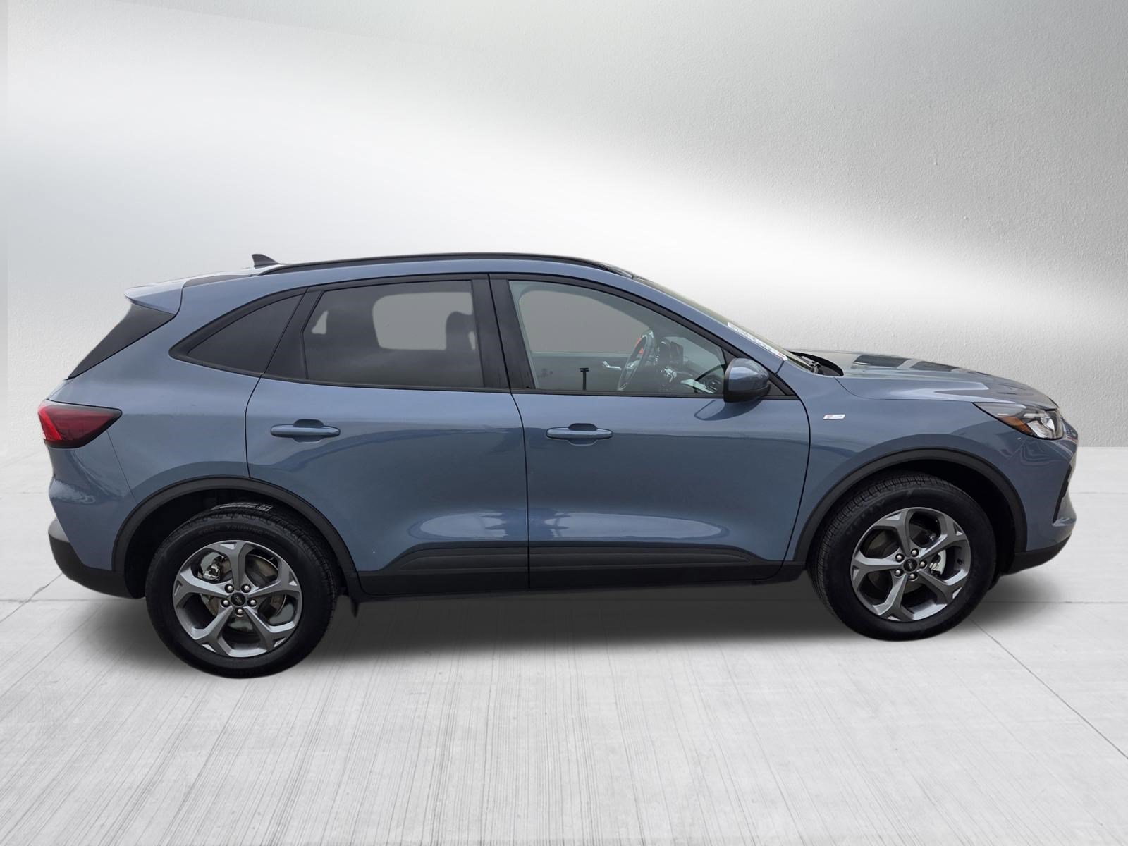Certified 2025 Ford Escape ST-Line Select AWD/4WD image 8