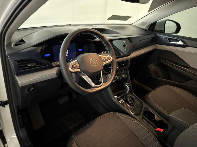 Used 2024 Volkswagen Taos SE FWD image 6