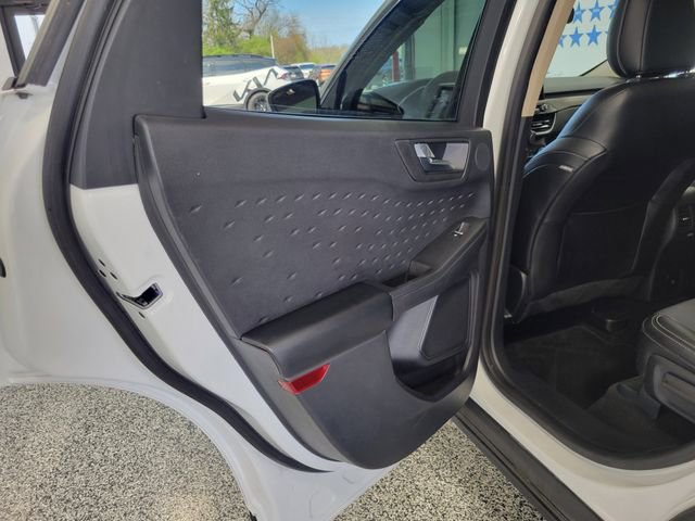 Certified 2020 Ford Escape Titanium AWD/4WD image 21