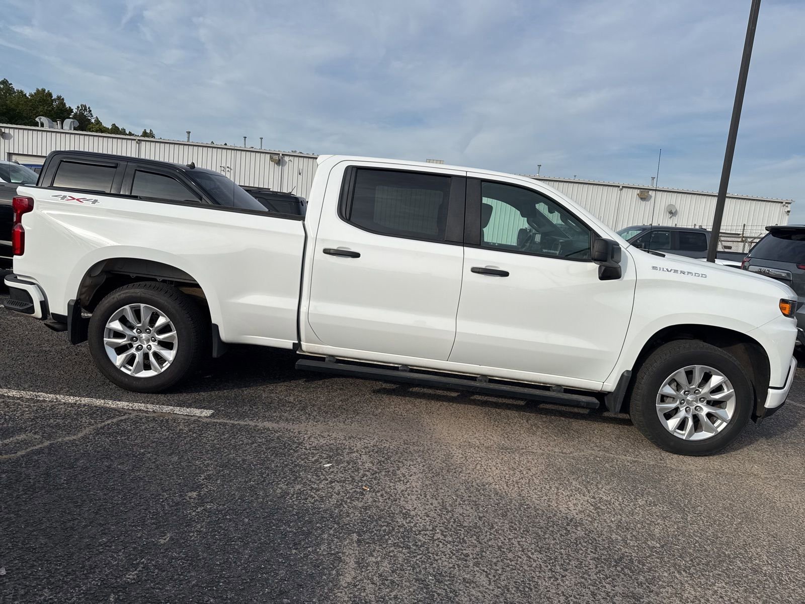 Used 2022 Chevrolet Silverado 1500 Custom image 6