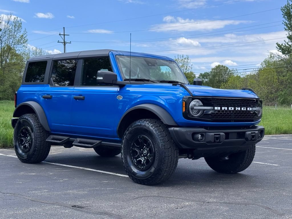 Certified 2023 Ford Bronco Wildtrak AWD/4WD image 4