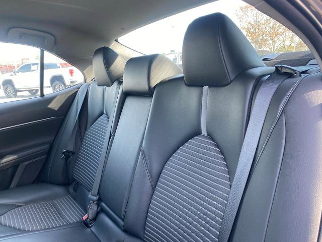Used 2021 Toyota Camry SE image 28