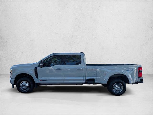 Certified 2026 Ford F350 Platinum AWD/4WD image 8