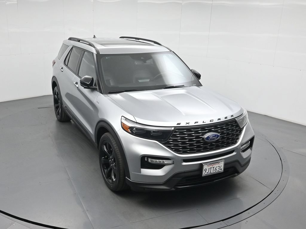 Certified 2023 Ford Explorer ST-Line w/ Class IV Trailer Tow Package RWD image 35