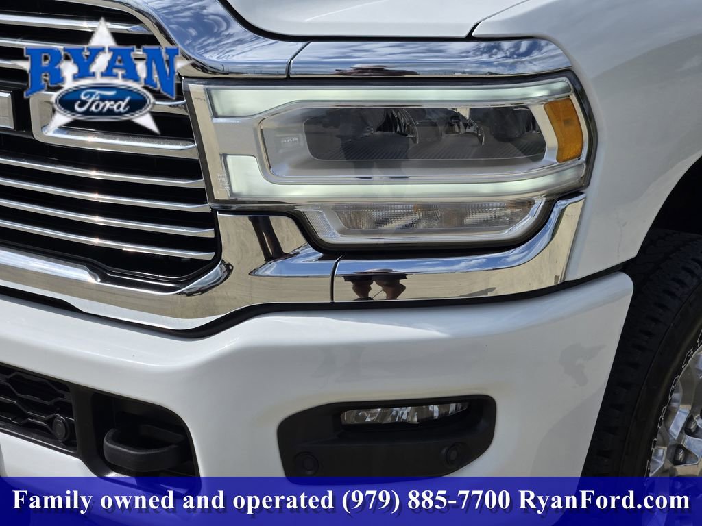 Used 2024 RAM 2500 Laramie w/ Safety Group AWD/4WD image 6