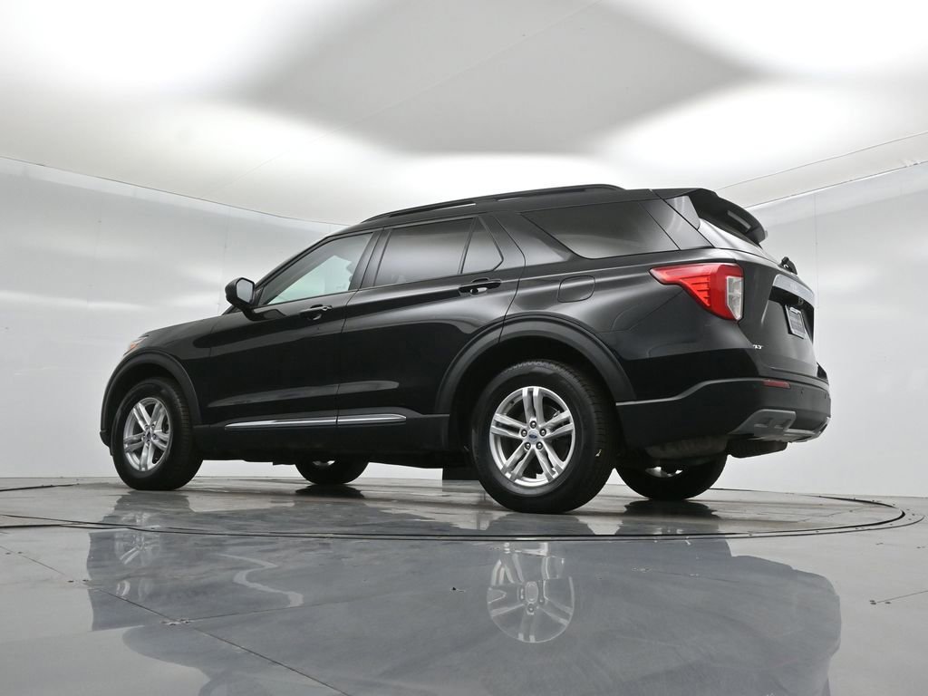 Certified 2024 Ford Explorer XLT w/ Equipment Group 202A image 19