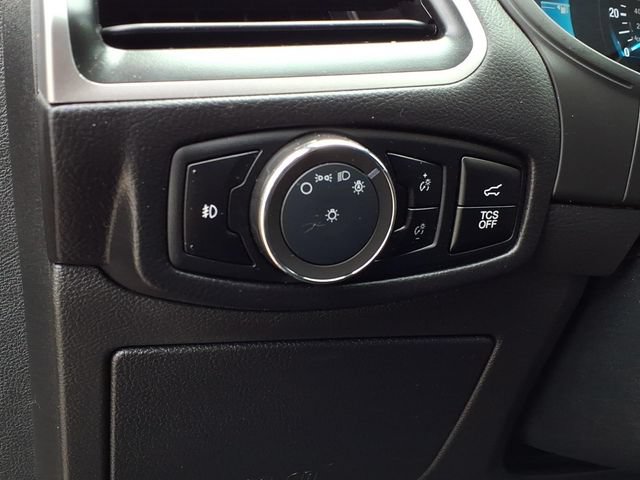 Certified 2024 Ford Edge SEL w/ Convenience Package AWD/4WD image 18