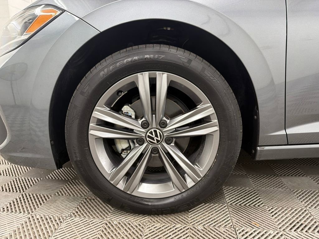 Used 2022 Volkswagen Jetta SE image 14