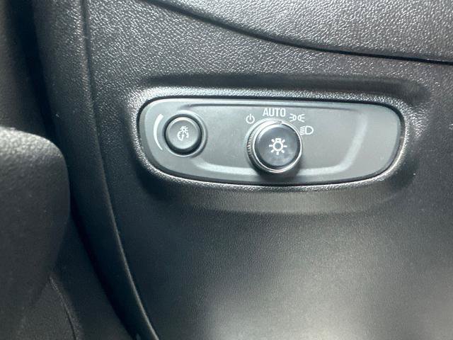 Used 2019 Chevrolet Equinox LT AWD/4WD image 24