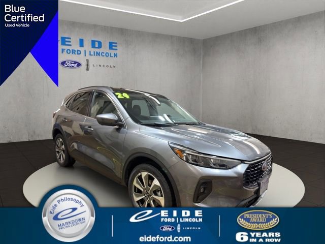 Certified 2024 Ford Escape Platinum AWD/4WD image 5