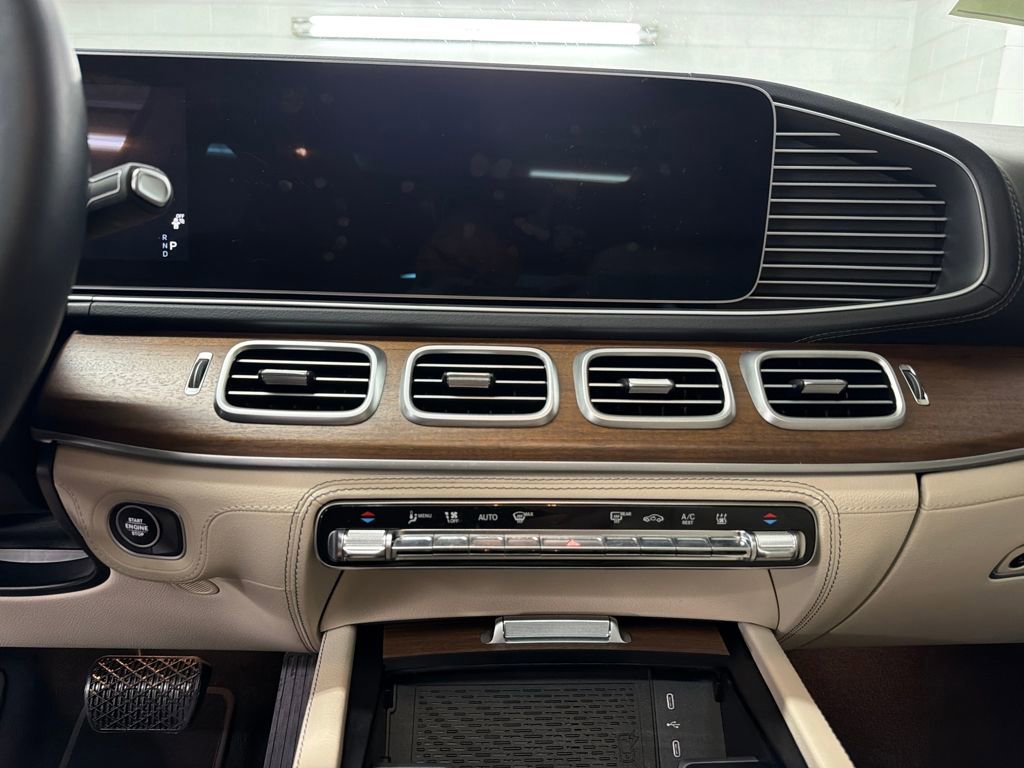 Used 2025 Mercedes-Benz GLE 450e 4MATIC image 22