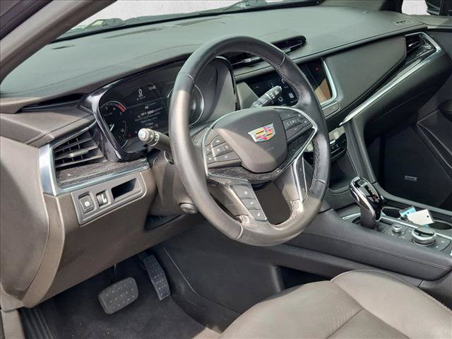 Used 2022 Cadillac XT5 Premium Luxury AWD/4WD image 9