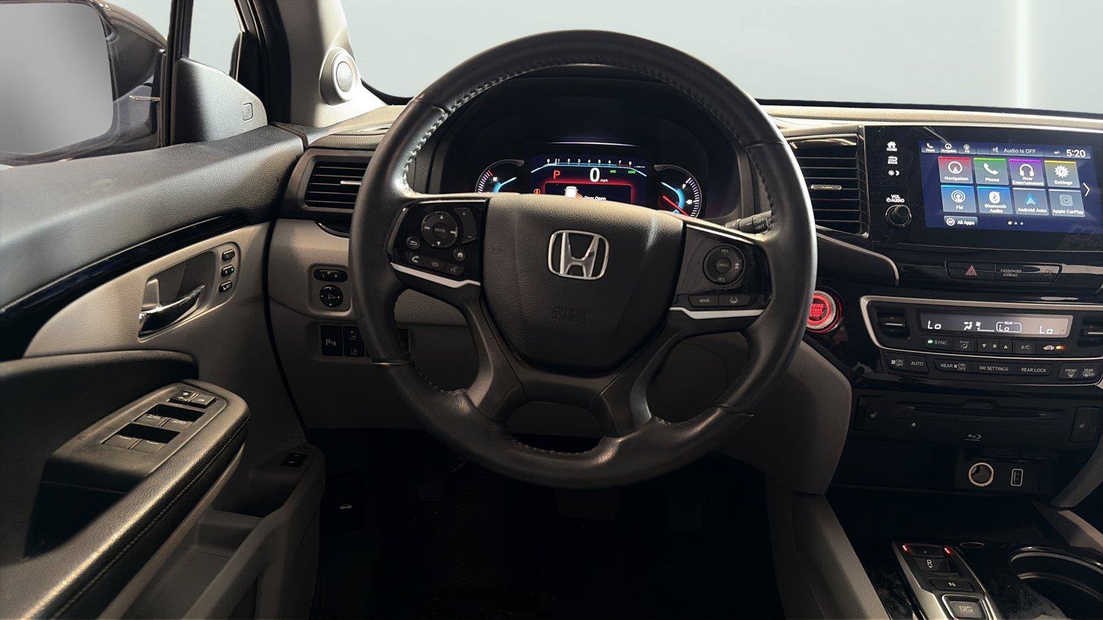 Used 2019 Honda Pilot Touring image 12