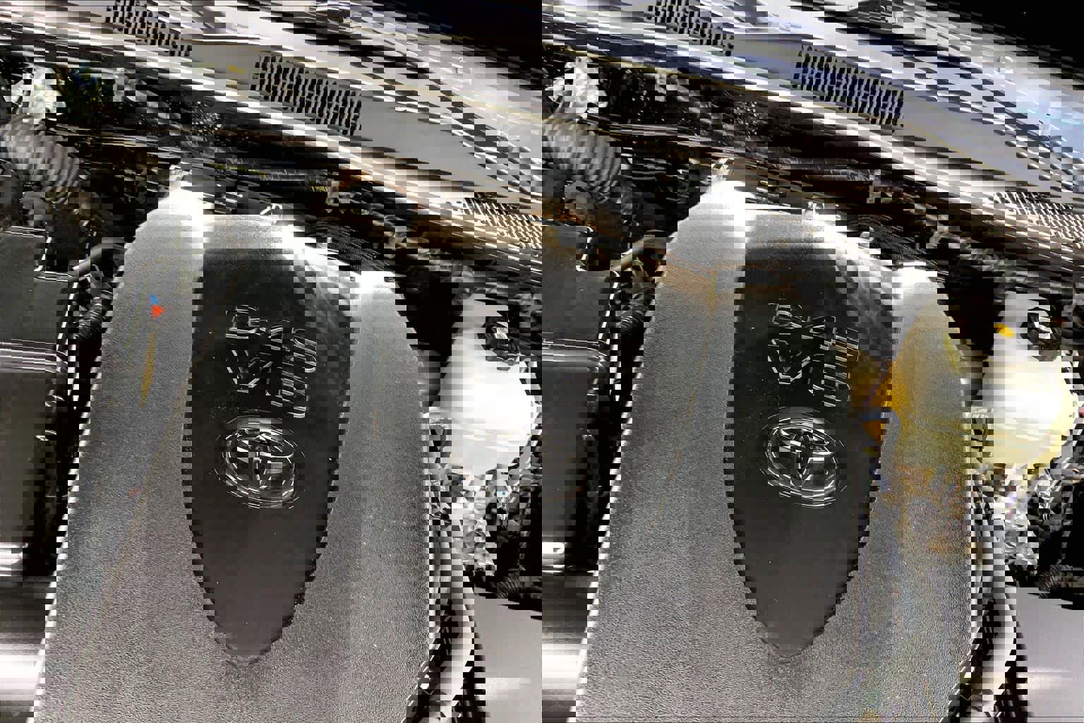 Used 2021 Toyota Tacoma TRD Off-Road w/ Technology Package image 29