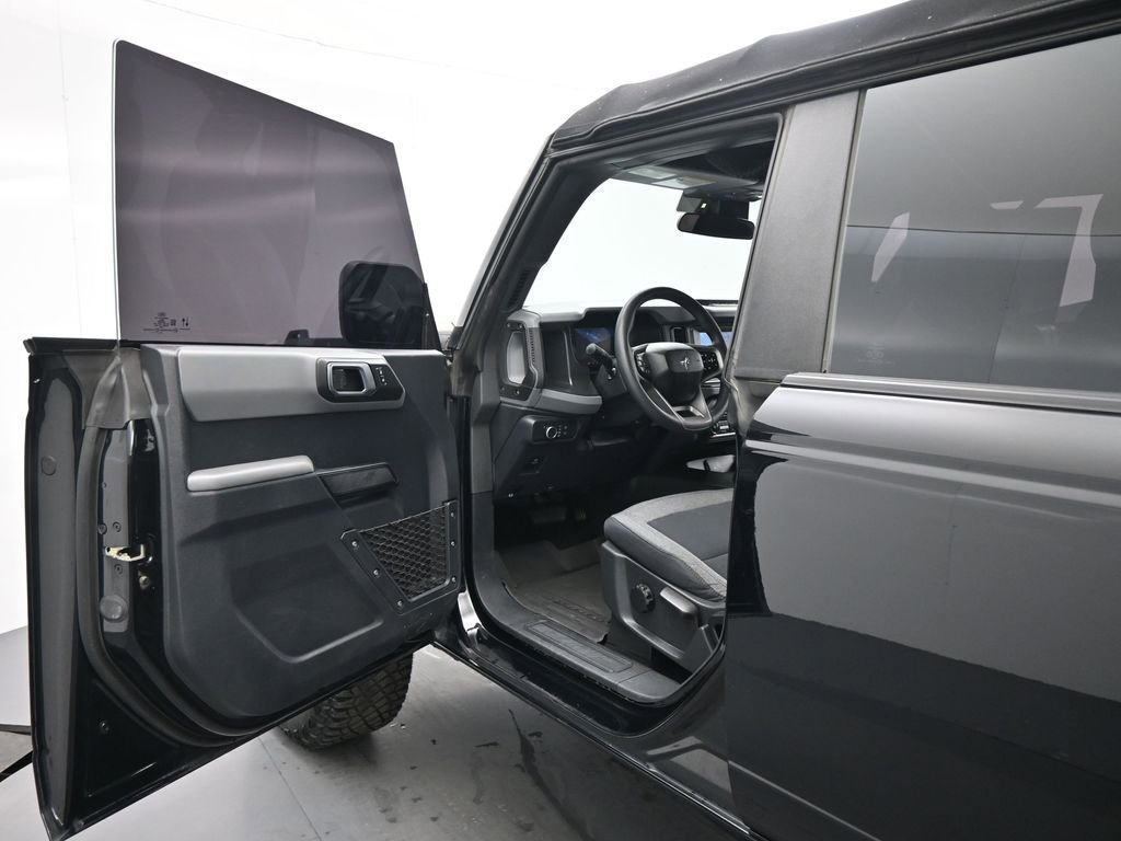 Certified 2022 Ford Bronco 4-Door w/ Sasquatch Package AWD/4WD image 9
