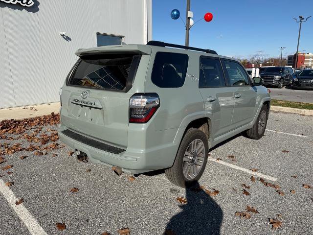 Used 2022 Toyota 4Runner TRD Sport w/ Technology Package image 5