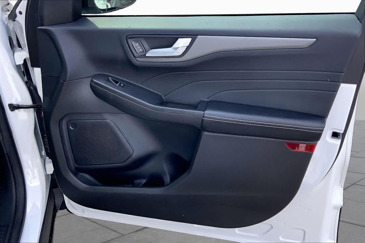 Certified 2023 Ford Escape SE FWD image 22