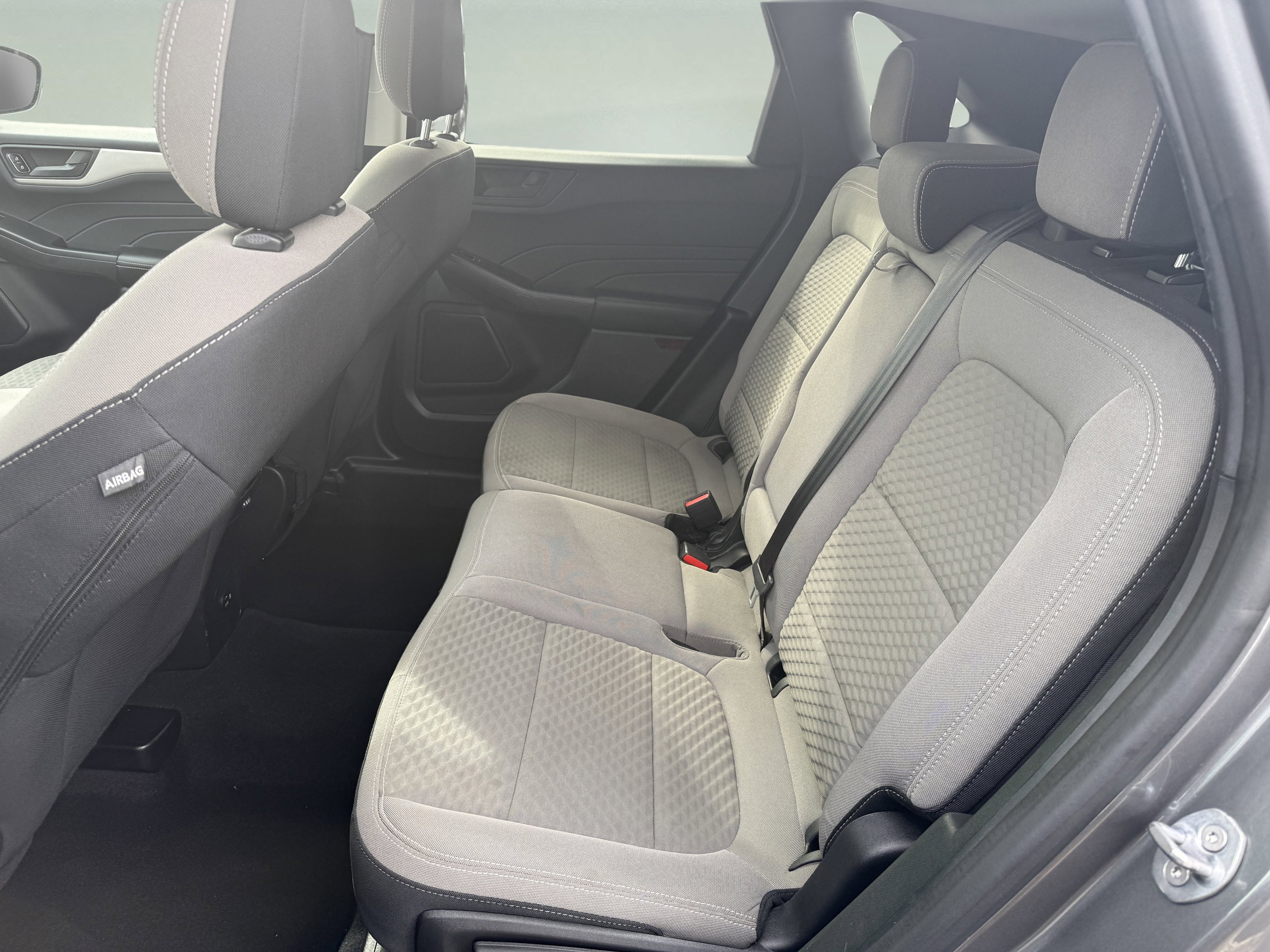 Certified 2022 Ford Escape SE w/ SE Sport Appearance Package image 10
