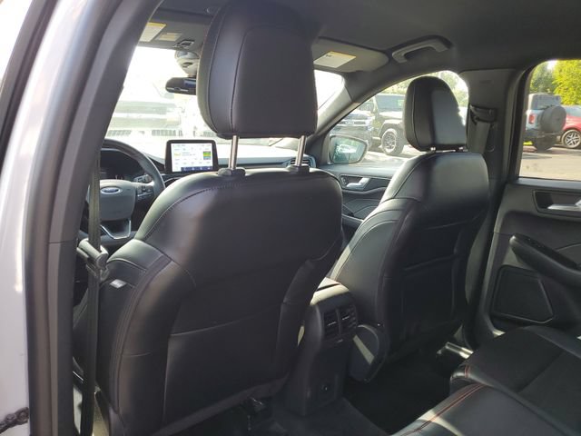 Certified 2025 Ford Escape ST-Line AWD/4WD image 27