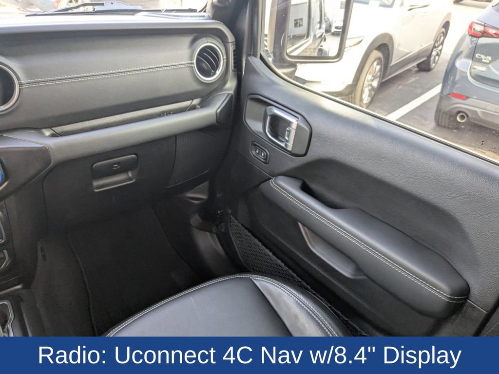Used 2022 Jeep Wrangler Unlimited Sahara w/ Cold Weather Group image 18