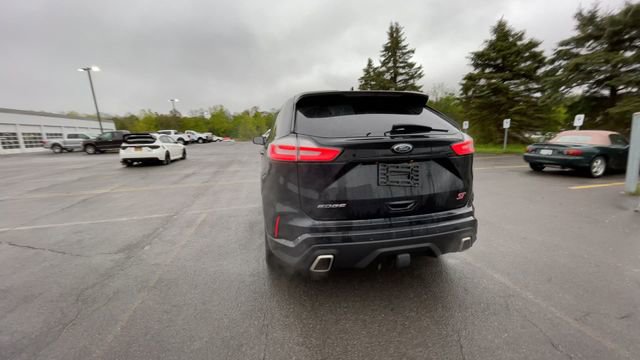 Certified 2020 Ford Edge ST w/ Cold Weather Package AWD/4WD image 8