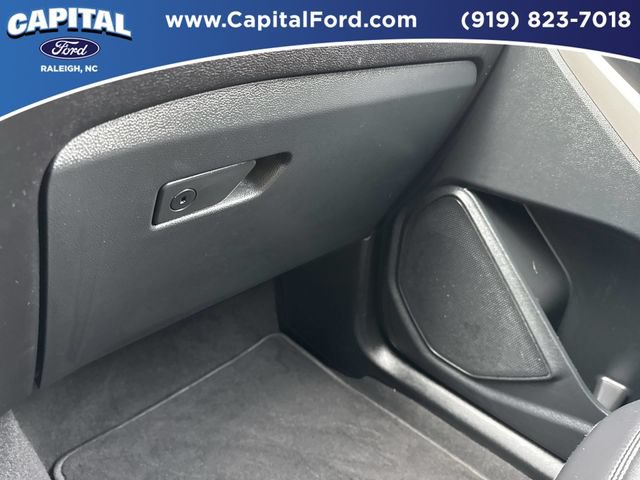 Certified 2023 Ford Explorer XLT w/ Equipment Group 202A AWD/4WD image 28